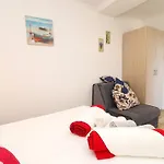 Seaside Hrka - Comfort One Bedroom With Terrace And Sea View 1