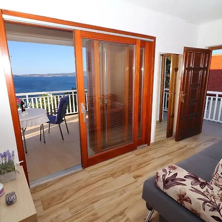 Apartman Seaside Hrka - Comfort One Bedroom With Terrace And Sea View 1