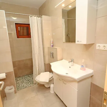 Apartment Seaside Hrka - Comfort One Bedroom With Terrace And Sea View 1 Orebic
