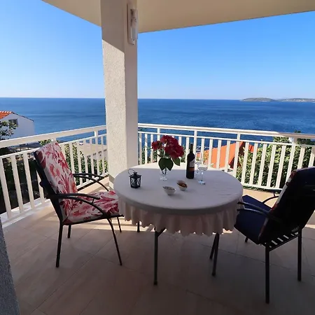 Seaside Hrka - Comfort One Bedroom With Terrace And Sea View 1 *