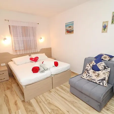 Seaside Hrka - Comfort One Bedroom With Terrace And Sea View 1 *